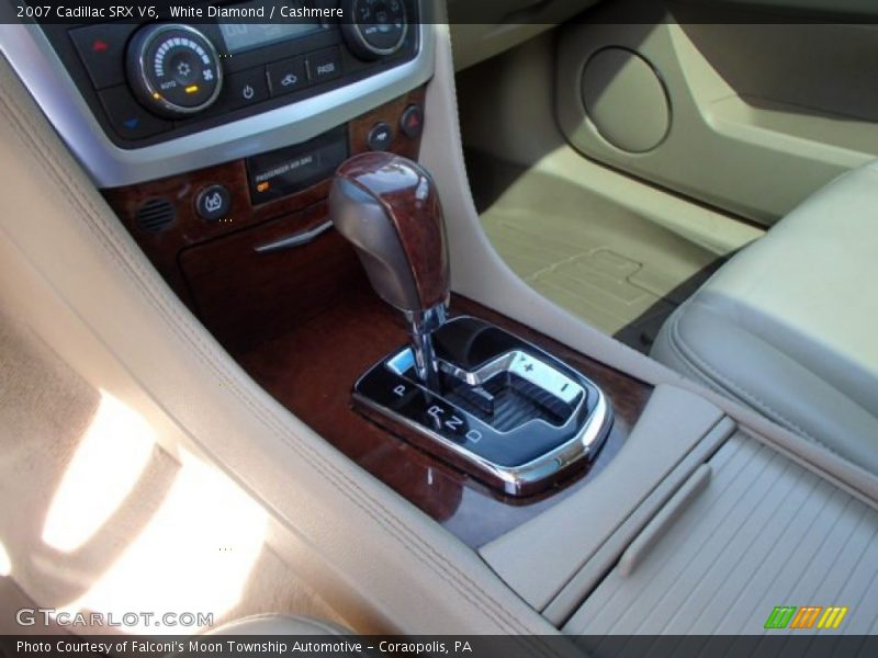 White Diamond / Cashmere 2007 Cadillac SRX V6