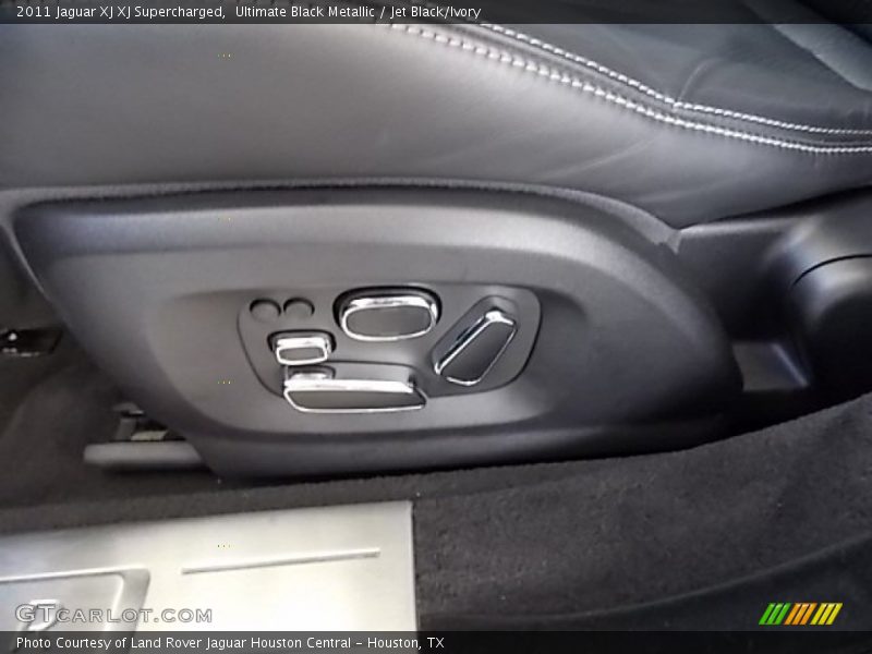 Ultimate Black Metallic / Jet Black/Ivory 2011 Jaguar XJ XJ Supercharged