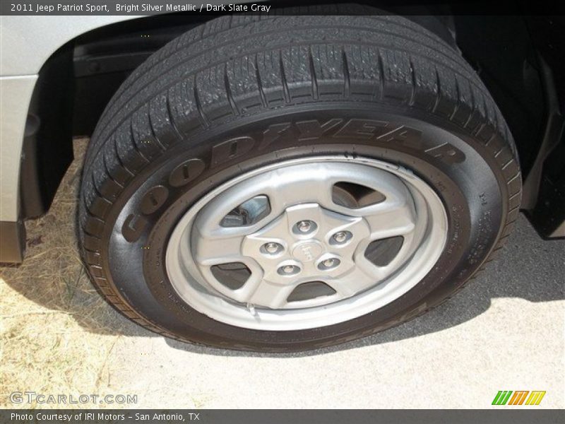 Bright Silver Metallic / Dark Slate Gray 2011 Jeep Patriot Sport
