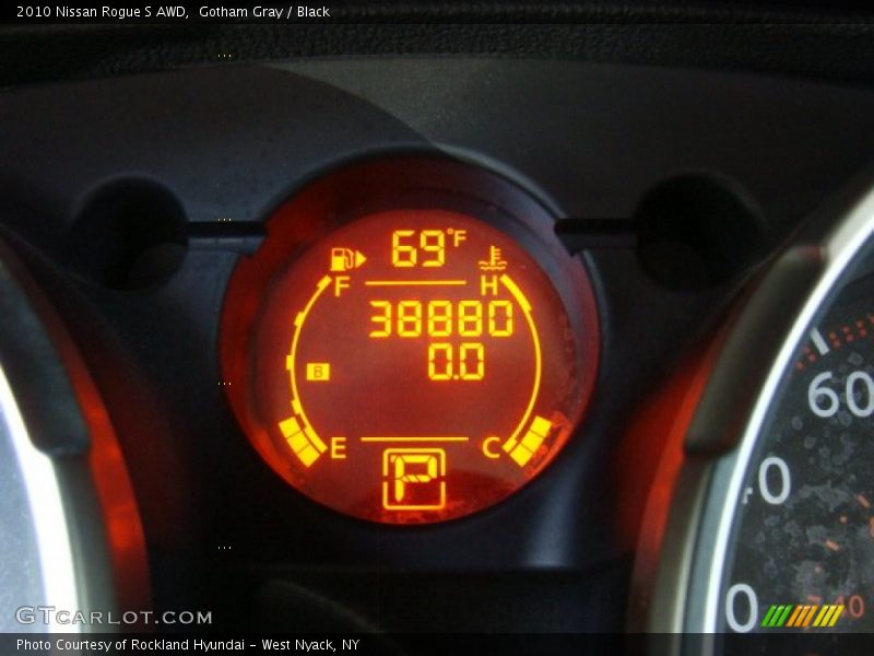 Gotham Gray / Black 2010 Nissan Rogue S AWD