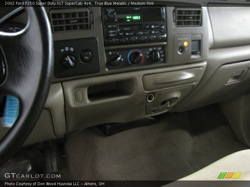 True Blue Metallic / Medium Flint 2002 Ford F250 Super Duty XLT SuperCab 4x4