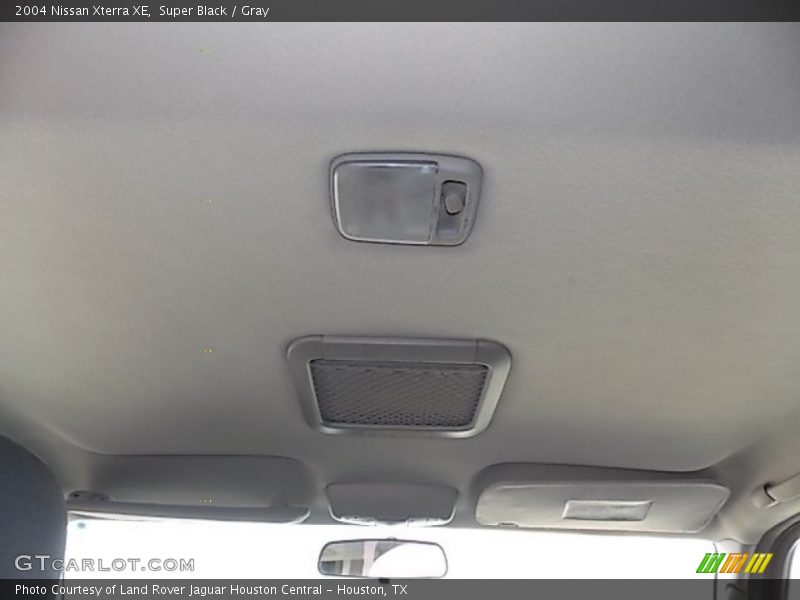 Super Black / Gray 2004 Nissan Xterra XE