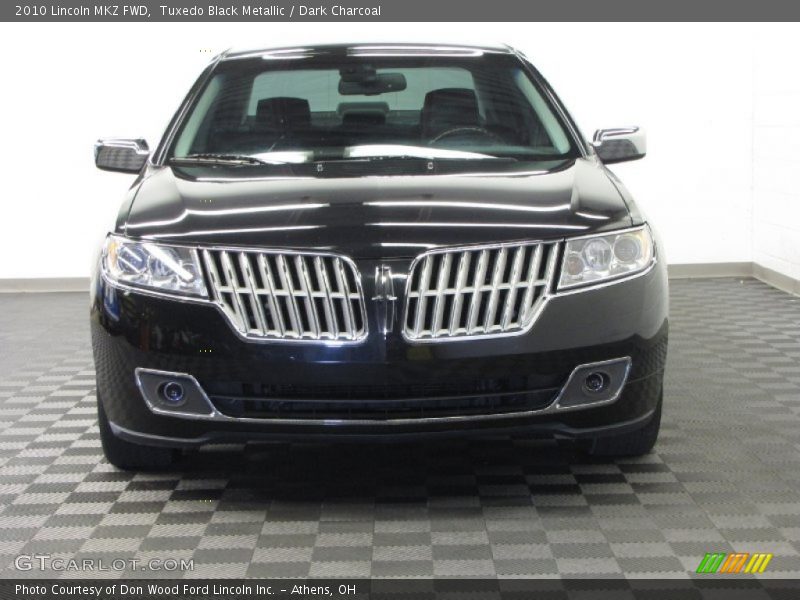 Tuxedo Black Metallic / Dark Charcoal 2010 Lincoln MKZ FWD