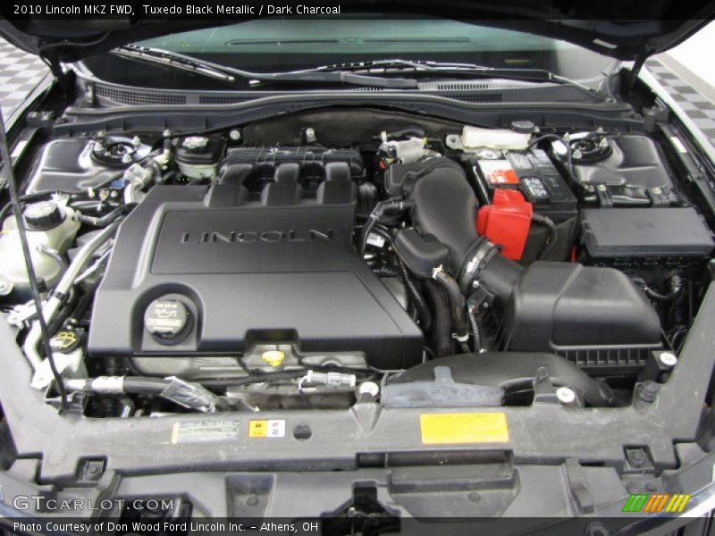 Tuxedo Black Metallic / Dark Charcoal 2010 Lincoln MKZ FWD