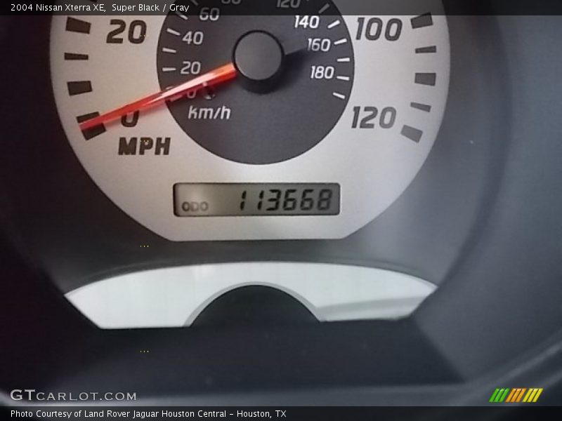 Super Black / Gray 2004 Nissan Xterra XE