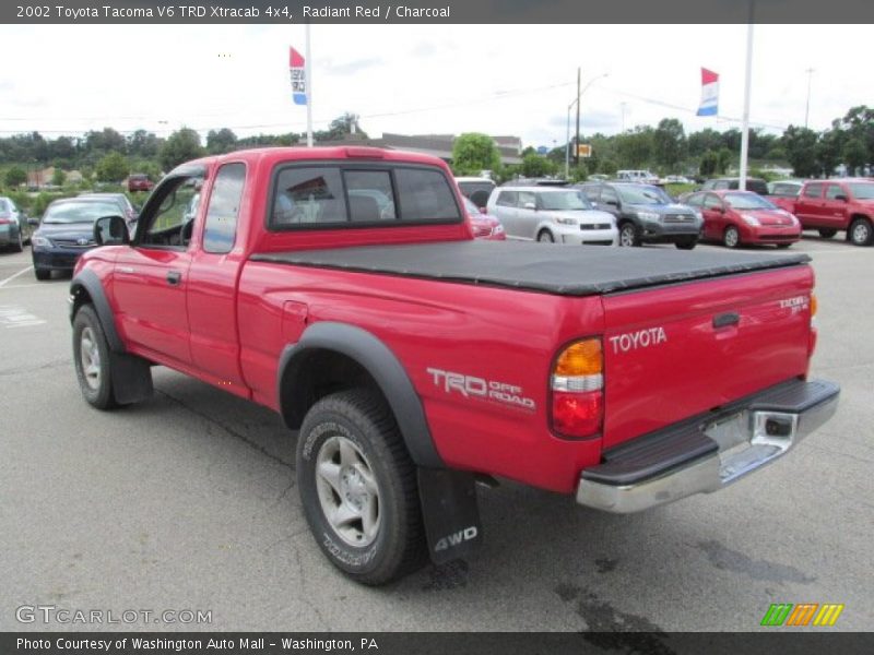 Radiant Red / Charcoal 2002 Toyota Tacoma V6 TRD Xtracab 4x4