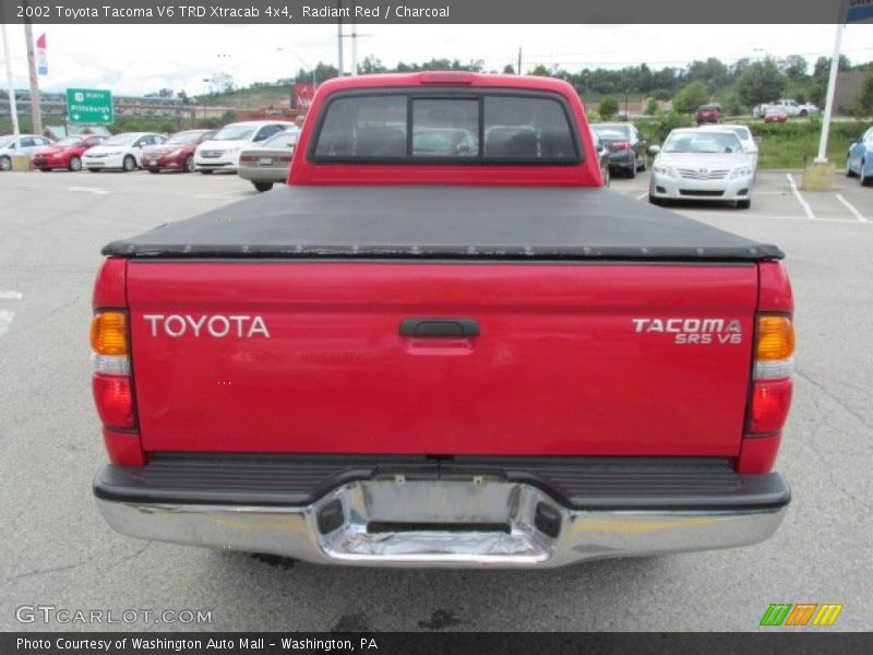 Radiant Red / Charcoal 2002 Toyota Tacoma V6 TRD Xtracab 4x4