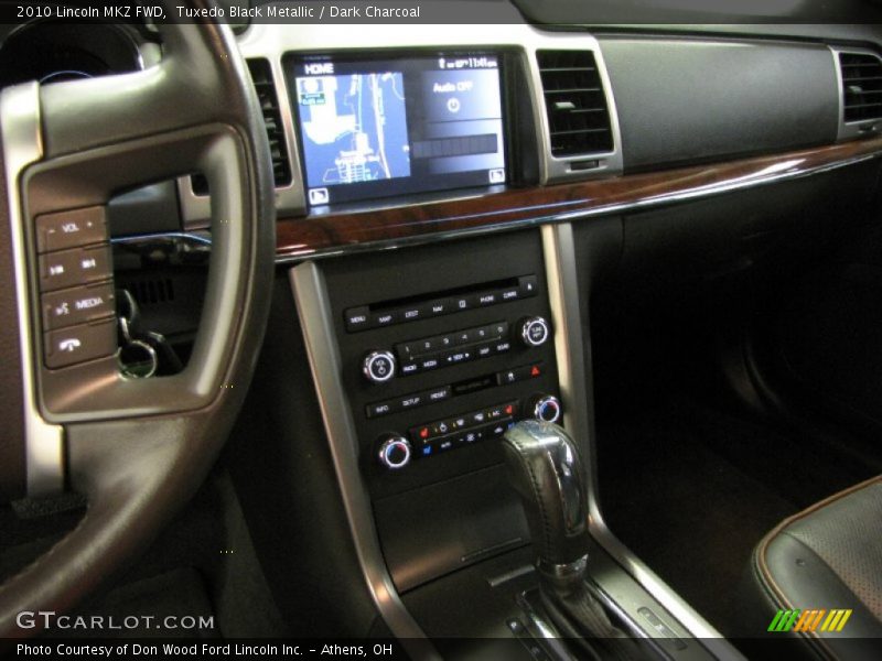 Tuxedo Black Metallic / Dark Charcoal 2010 Lincoln MKZ FWD