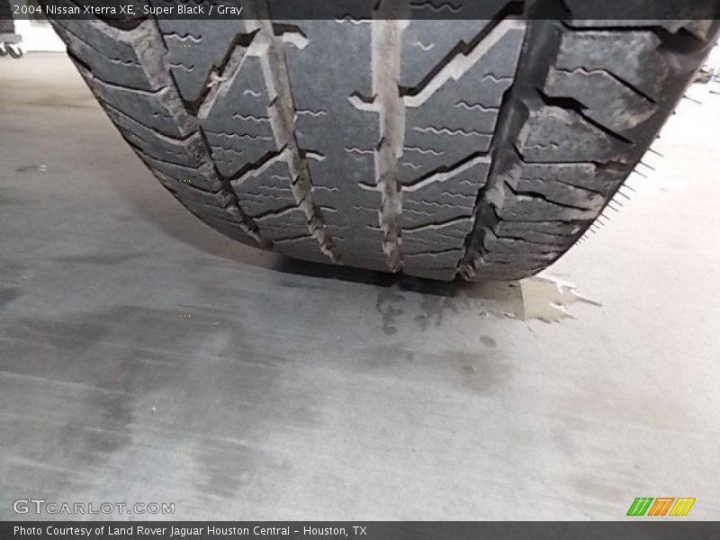 Super Black / Gray 2004 Nissan Xterra XE