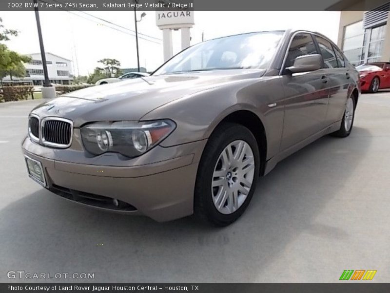 Kalahari Beige Metallic / Beige III 2002 BMW 7 Series 745i Sedan