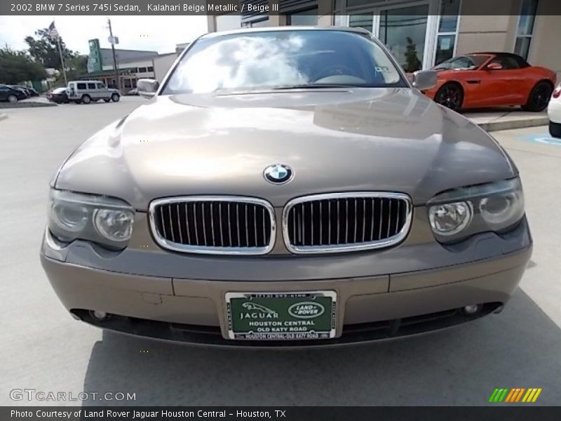 Kalahari Beige Metallic / Beige III 2002 BMW 7 Series 745i Sedan