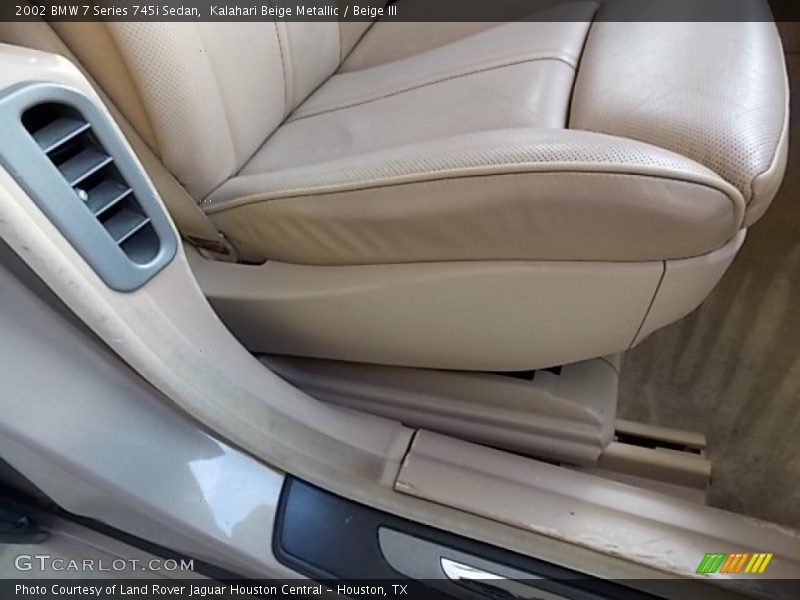 Kalahari Beige Metallic / Beige III 2002 BMW 7 Series 745i Sedan