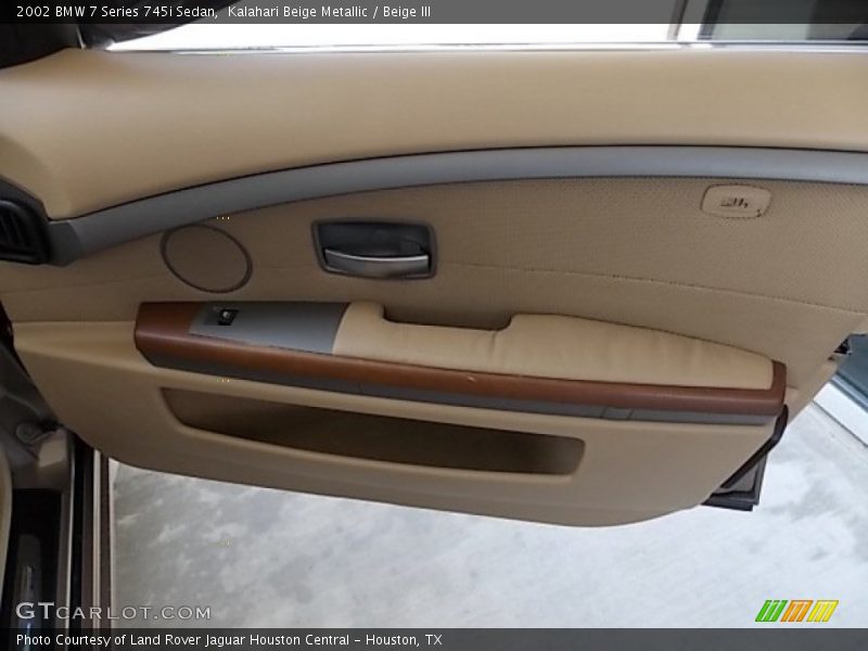 Kalahari Beige Metallic / Beige III 2002 BMW 7 Series 745i Sedan