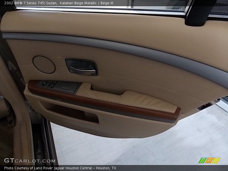 Kalahari Beige Metallic / Beige III 2002 BMW 7 Series 745i Sedan