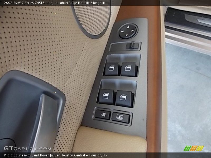 Controls of 2002 7 Series 745i Sedan