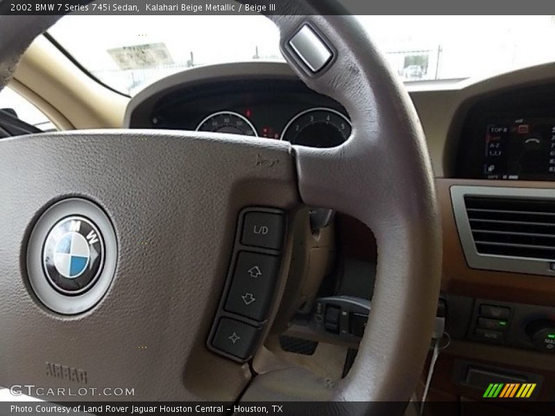 Controls of 2002 7 Series 745i Sedan