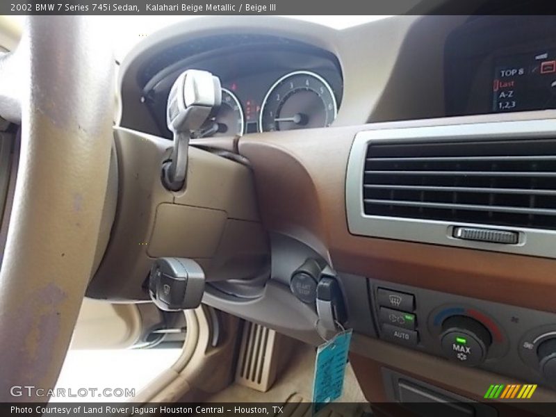 Kalahari Beige Metallic / Beige III 2002 BMW 7 Series 745i Sedan