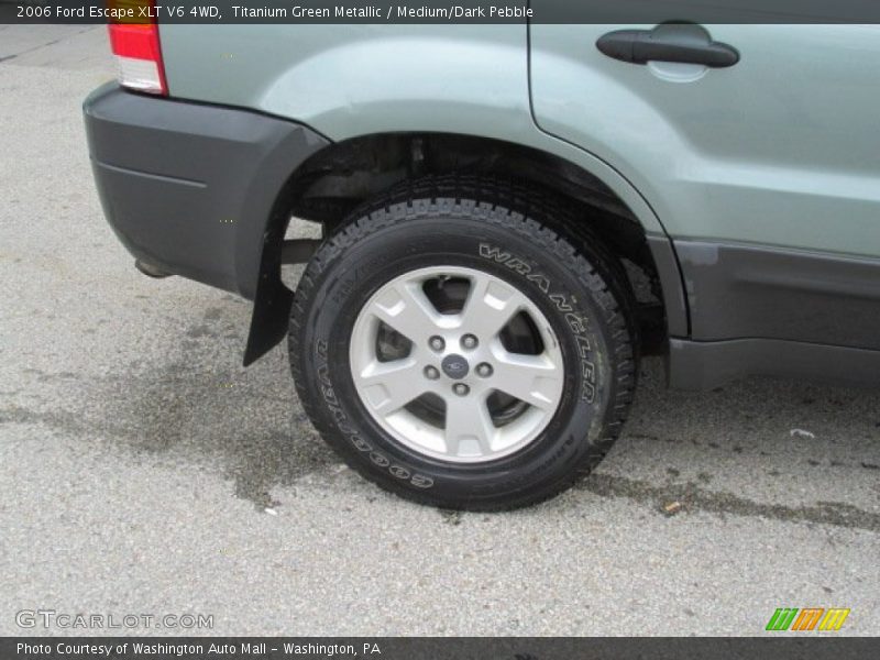 Titanium Green Metallic / Medium/Dark Pebble 2006 Ford Escape XLT V6 4WD