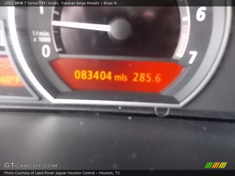 Kalahari Beige Metallic / Beige III 2002 BMW 7 Series 745i Sedan