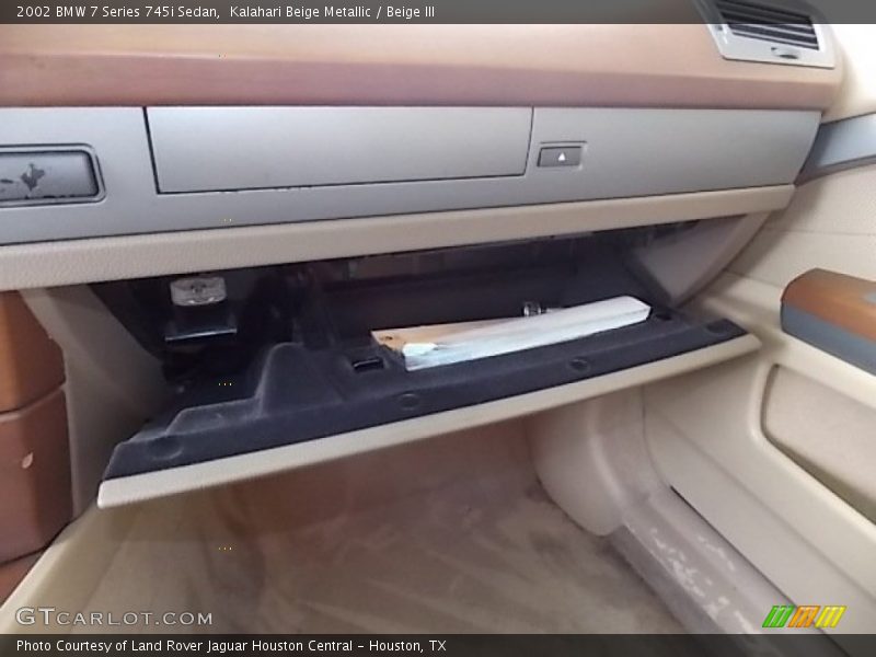 Kalahari Beige Metallic / Beige III 2002 BMW 7 Series 745i Sedan