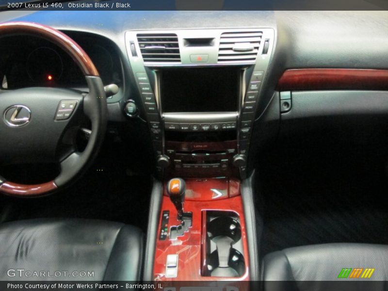 Obsidian Black / Black 2007 Lexus LS 460