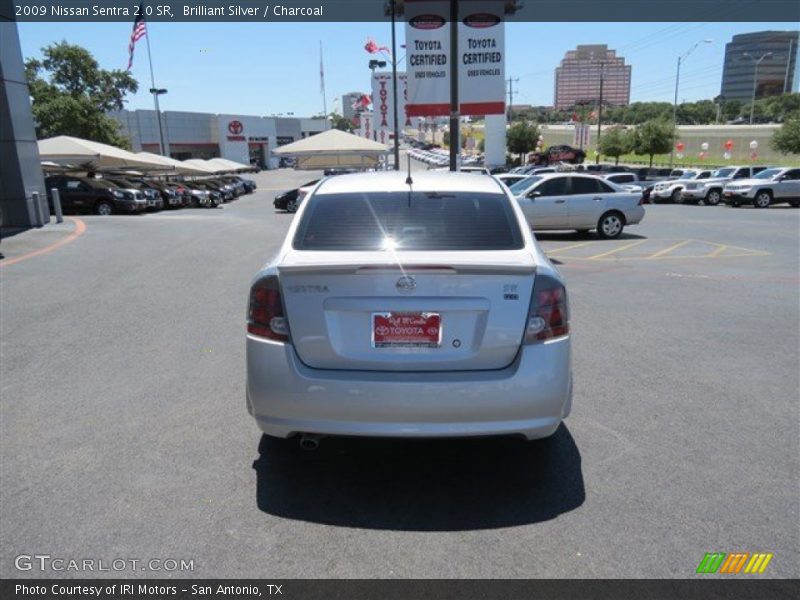 Brilliant Silver / Charcoal 2009 Nissan Sentra 2.0 SR