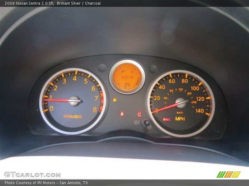 Brilliant Silver / Charcoal 2009 Nissan Sentra 2.0 SR