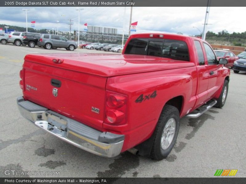 Flame Red / Medium Slate Gray 2005 Dodge Dakota SLT Club Cab 4x4