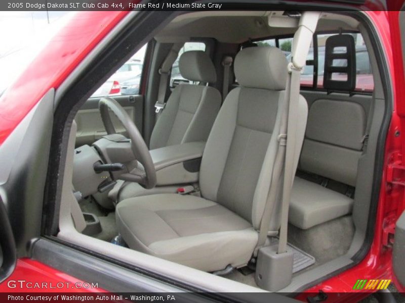 Flame Red / Medium Slate Gray 2005 Dodge Dakota SLT Club Cab 4x4