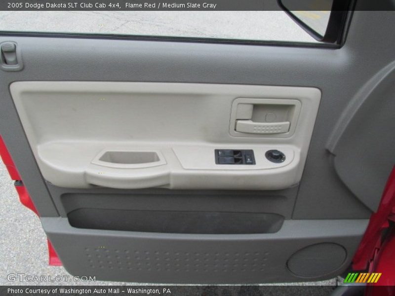 Flame Red / Medium Slate Gray 2005 Dodge Dakota SLT Club Cab 4x4