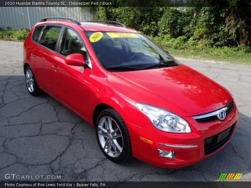 Front 3/4 View of 2010 Elantra Touring SE