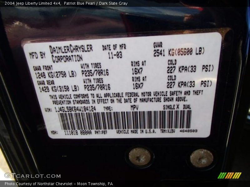 Patriot Blue Pearl / Dark Slate Gray 2004 Jeep Liberty Limited 4x4