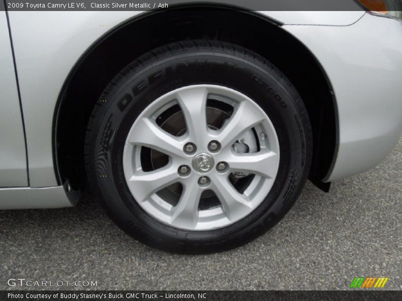 Classic Silver Metallic / Ash 2009 Toyota Camry LE V6