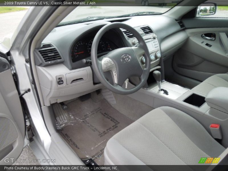 Classic Silver Metallic / Ash 2009 Toyota Camry LE V6