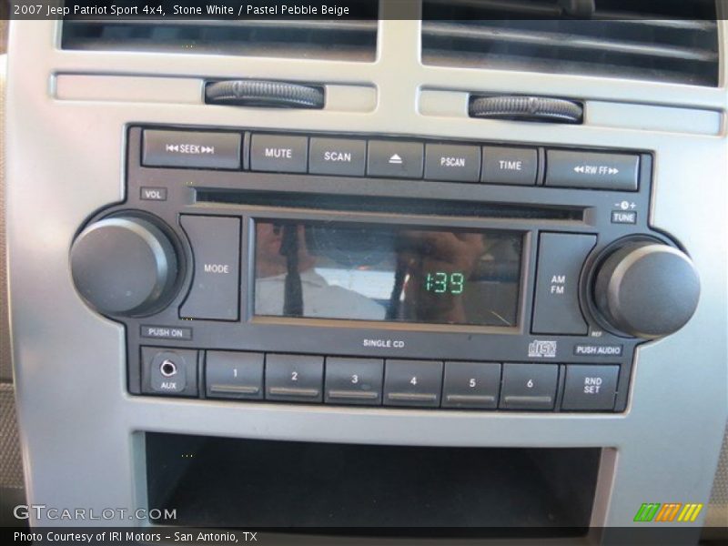 Stone White / Pastel Pebble Beige 2007 Jeep Patriot Sport 4x4