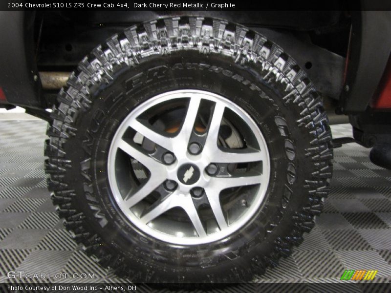 Dark Cherry Red Metallic / Graphite 2004 Chevrolet S10 LS ZR5 Crew Cab 4x4