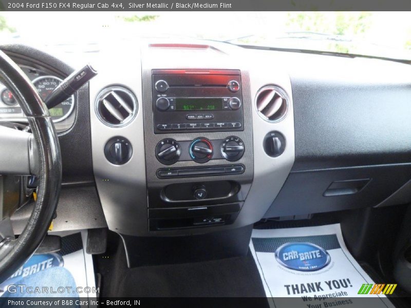 Silver Metallic / Black/Medium Flint 2004 Ford F150 FX4 Regular Cab 4x4