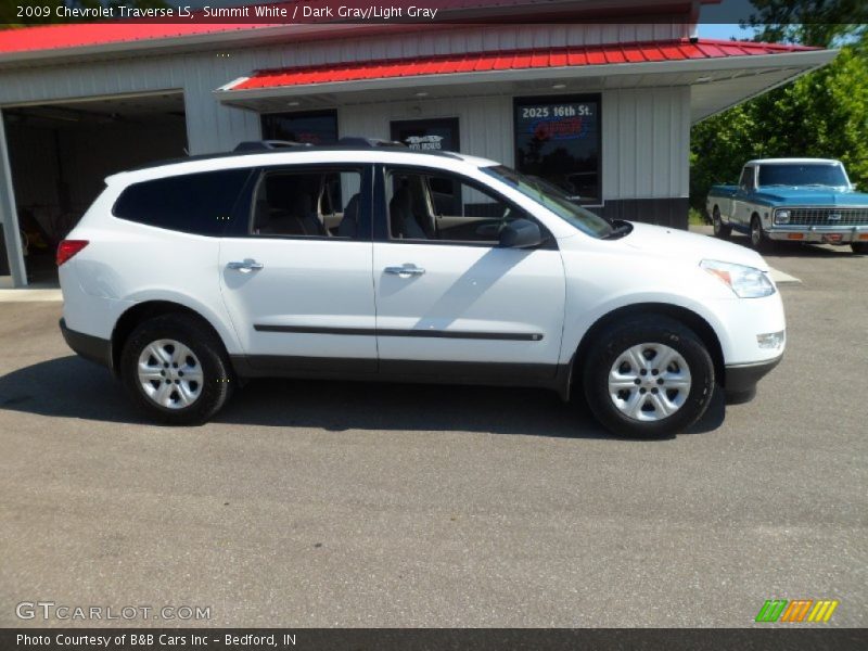 Summit White / Dark Gray/Light Gray 2009 Chevrolet Traverse LS