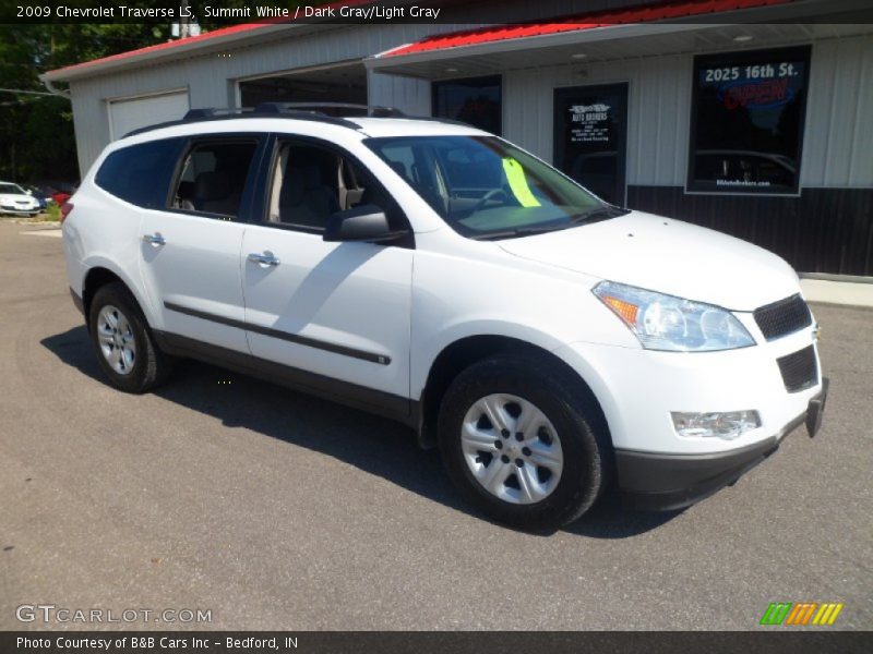 Summit White / Dark Gray/Light Gray 2009 Chevrolet Traverse LS