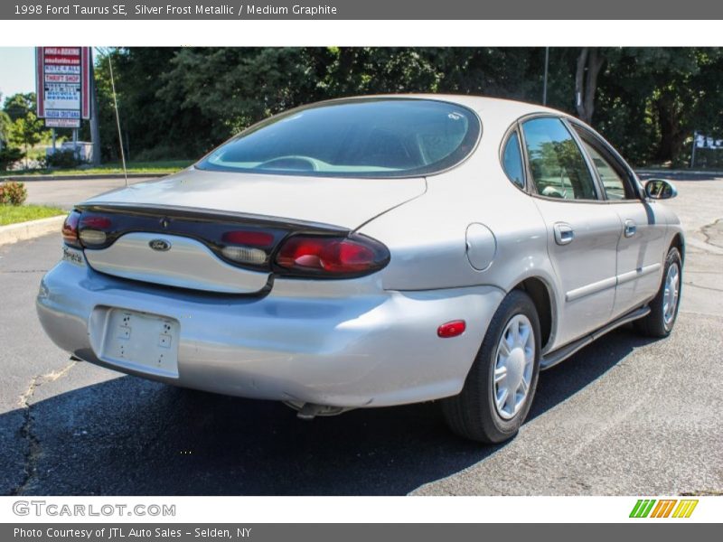 Silver Frost Metallic / Medium Graphite 1998 Ford Taurus SE