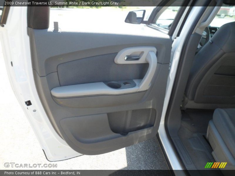 Summit White / Dark Gray/Light Gray 2009 Chevrolet Traverse LS