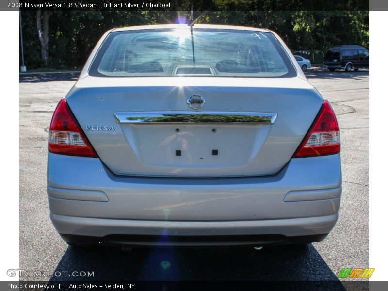 Brilliant Silver / Charcoal 2008 Nissan Versa 1.8 S Sedan