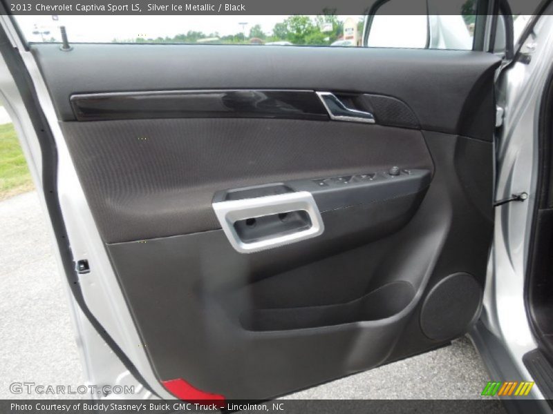 Door Panel of 2013 Captiva Sport LS