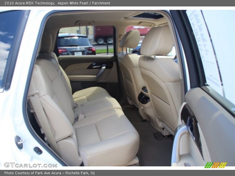 Aspen White Pearl / Parchment 2010 Acura MDX Technology