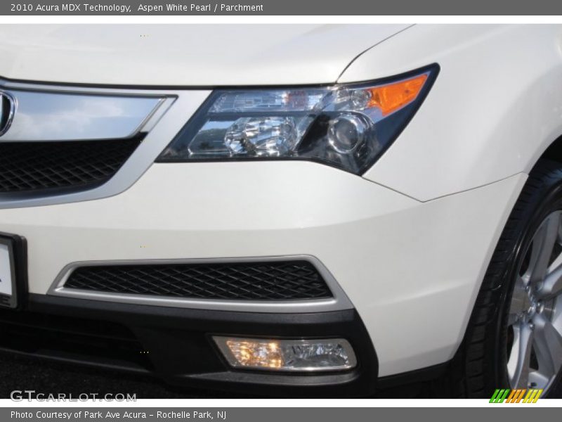 Aspen White Pearl / Parchment 2010 Acura MDX Technology