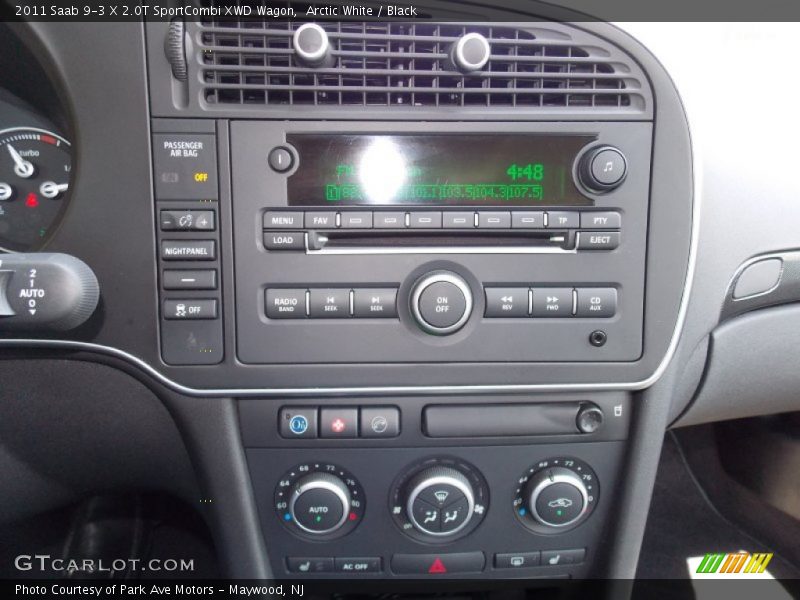 Controls of 2011 9-3 X 2.0T SportCombi XWD Wagon
