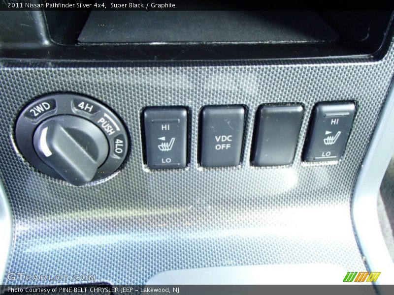 Super Black / Graphite 2011 Nissan Pathfinder Silver 4x4