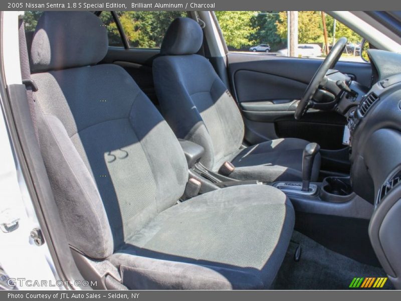 Brilliant Aluminum / Charcoal 2005 Nissan Sentra 1.8 S Special Edition