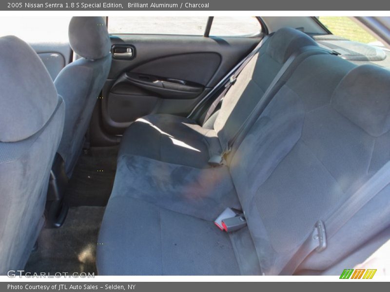 Brilliant Aluminum / Charcoal 2005 Nissan Sentra 1.8 S Special Edition