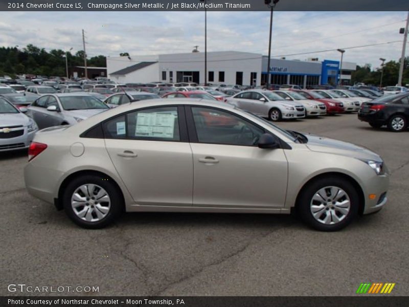 Champagne Silver Metallic / Jet Black/Medium Titanium 2014 Chevrolet Cruze LS